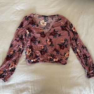 American eagle v neck floral blouse